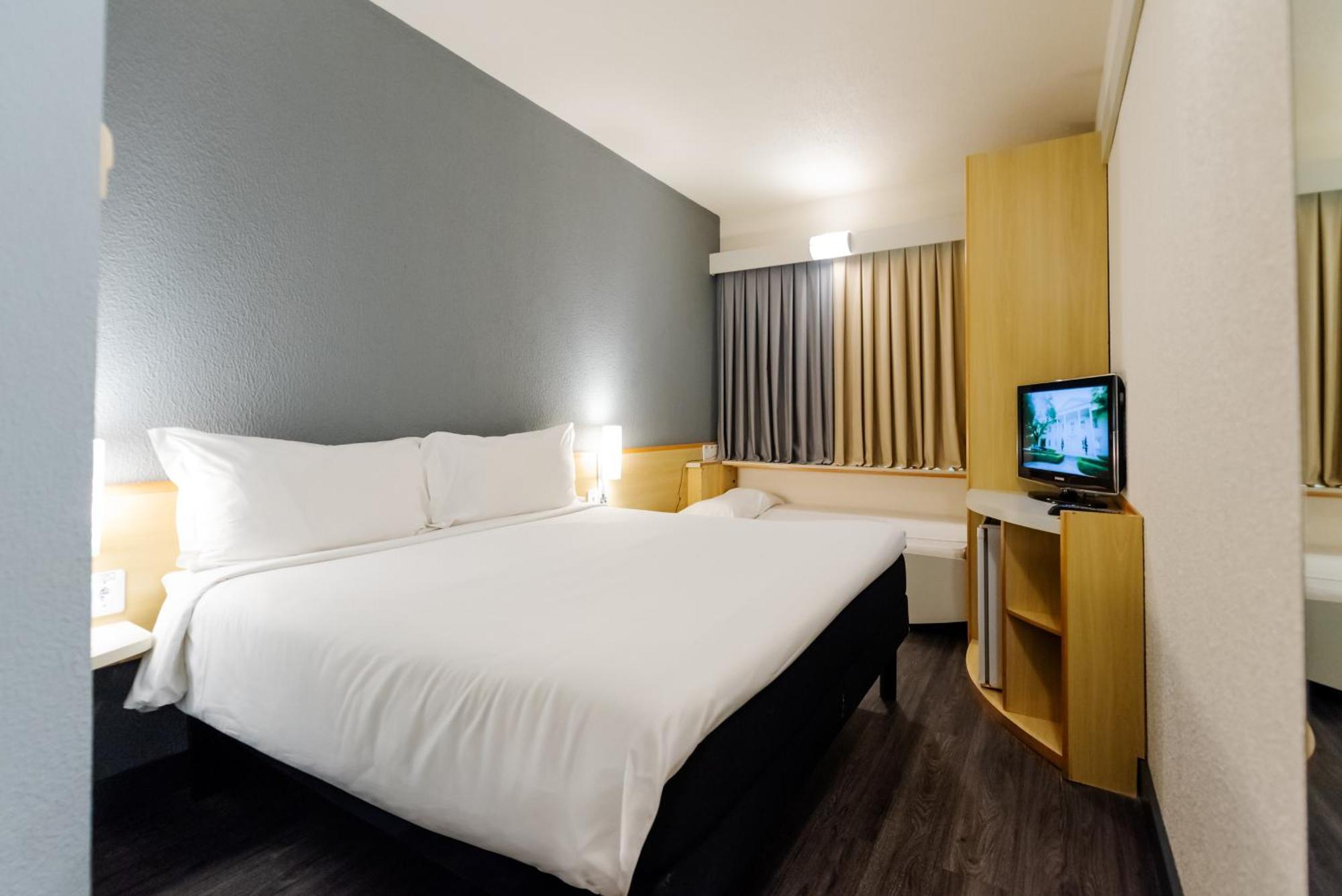 Ibis Criciuma Hotel Criciuma  Exterior foto