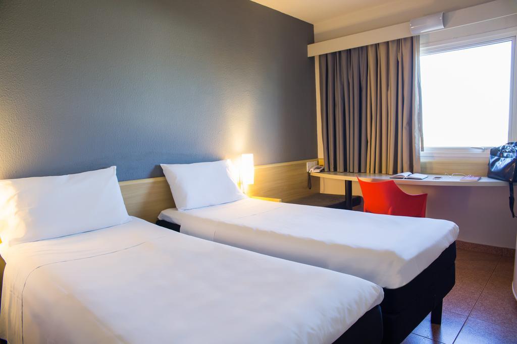 Ibis Criciuma Hotel Criciuma  Exterior foto